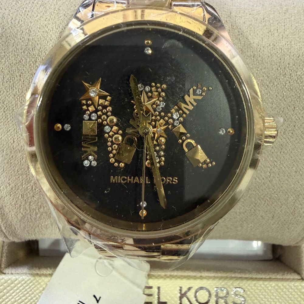 NIB Michael Kors Runway Quartz Black Dial Gold Steel Strap Watch